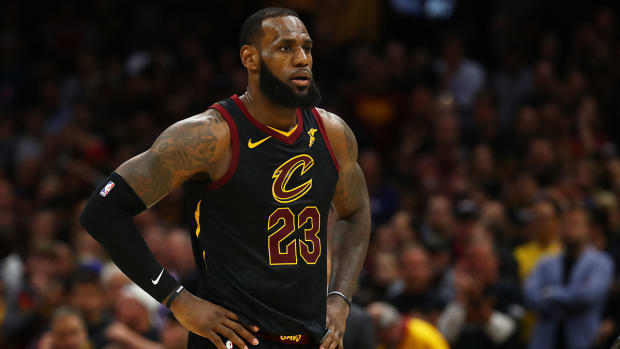 lebron-james-free-agent-rumors-opt-out.jpg